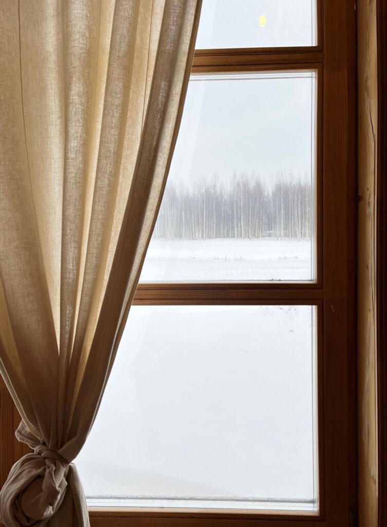Как утеплить пластиковые окна